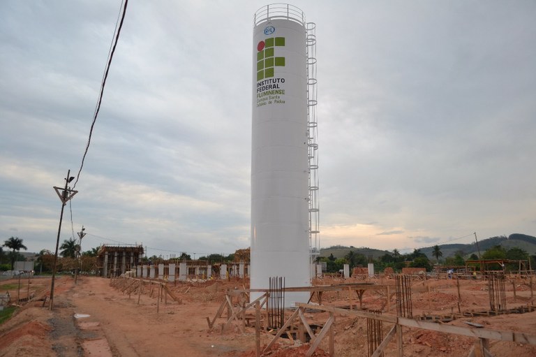 Santo Antônio de Pádua - obra de construção do campus