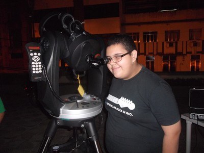 Ação Clube de Astronomia Caronte: Astronomia na praça 