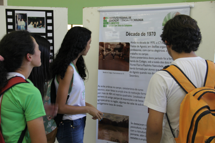 Alunos visitaram a exposição