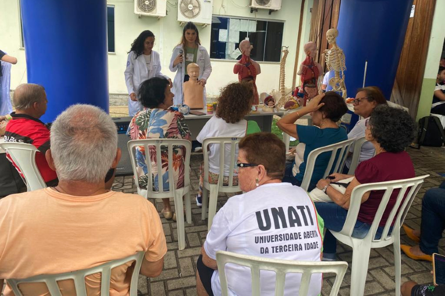 Feira de Oportunidades - Palestra Famesc participação Unati.jpg