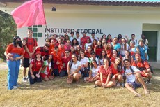 Equipe vermelha foi a campeã da gincana.