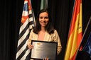 A professora Anna Carolina Boldrini recebeu a premiação durante a cerimônia.