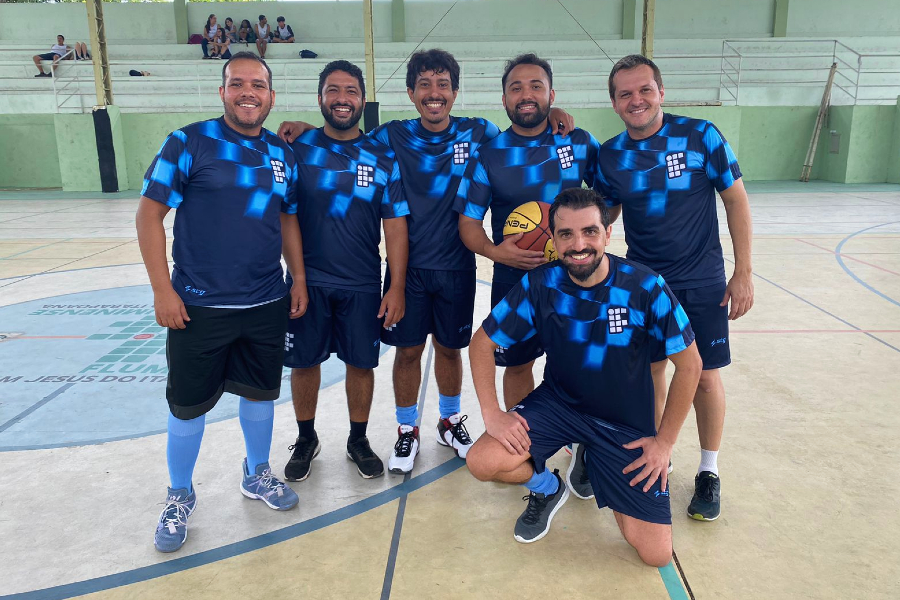 Equipe de Itaperuna foi recebida no Campus Bom Jesus para a partida