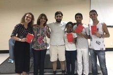 Autor recebeu integrantes do Nugedis do Campus Bom Jesus no lançamento no Sesc, em VItória (ES).