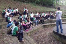 Alunos de Cambuci visitam o Parque Estadual do Desengano.