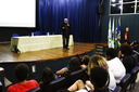 O professor Marcus Maia na palestra de abertura do evento (Foto: Letícia Cunha)