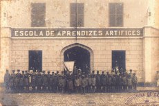 A escola foi criada em 23 de setembro de 1909.