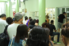 No último dia, a Central de Inscrições recebeu um grande número de candidatos (Foto: Rakenny Braga)