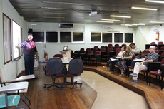 Bruno Lima Souza comprovou possibilidade de redução de custos para cerâmicas (Foto: Raphaella Cordeiro).