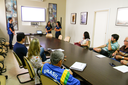 Bolsistas da Diretoria de TI apresentaram à gestão do campus pesquisa sobre prestadores de serviços.