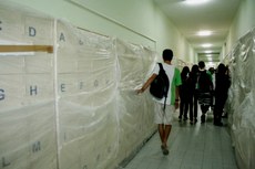 Os estudantes do campus passaram a utilizar os armários em 2010.
