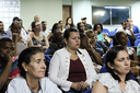 Os pais de alunos presentes ouviram as informações e fizeram perguntas aos gestores sobre impacto dos cortes (Foto: Rakenny Braga)