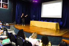 A palestra do professor Sidinei Cruz Sobrinho (Foto: Rakenny Barbosa/Comunicação Social) 