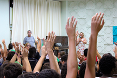 Estudantes participam de atividade promovida pela Coordenação de Apoio ao Estudante (Foto: Rakenny Braga)