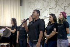 Grupo vocal se apresenta no auditório Miguel Ramalho, no campus Campos Centro 