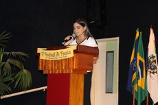 Professora Aída Maria durante o V Festival de Poesias de Guarus.