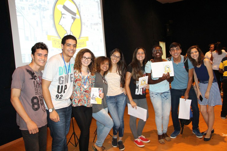 Campus Guarus premia poesias em seu 5° Festival