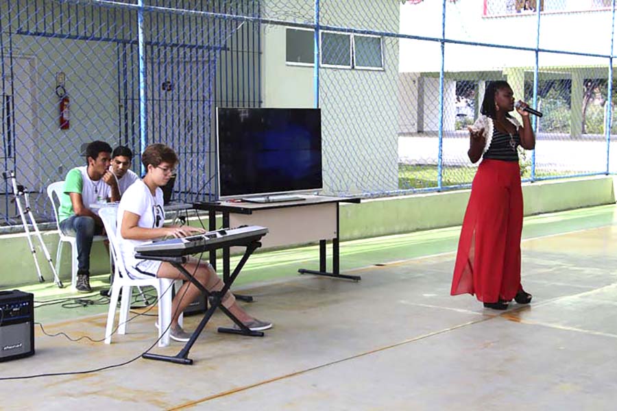 Campus Guarus realiza feira cultural sobre países e línguas estrangeiras