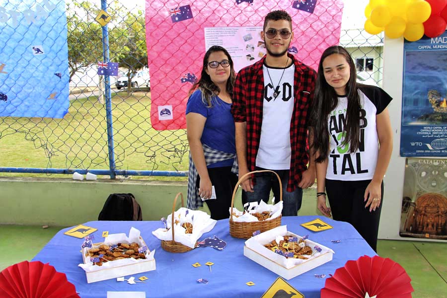 Campus Guarus realiza feira cultural sobre países e línguas estrangeiras