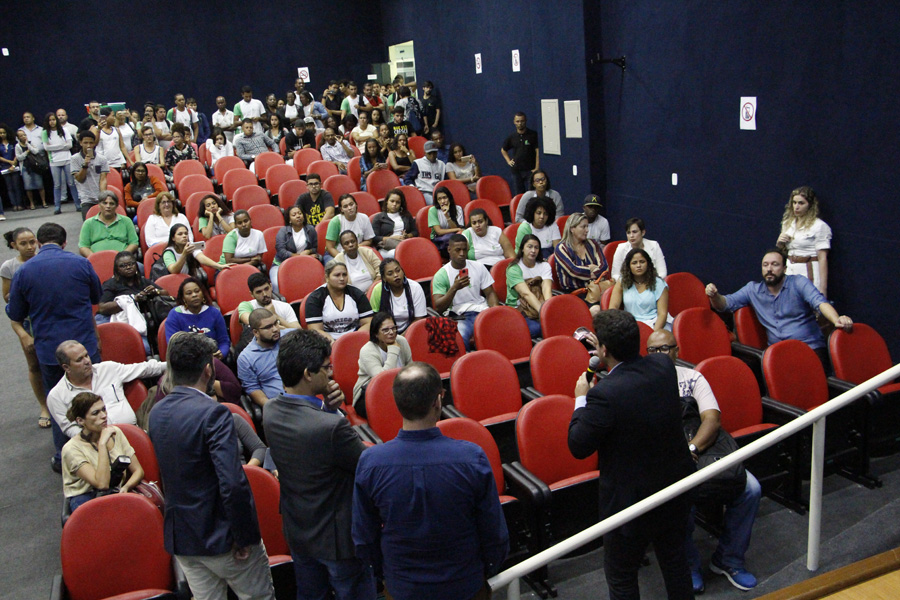 IFF realiza aula inaugural dos cursos da EJA FIC