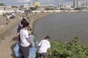 Participantes da Caminhada Ambiental 2016 do Projeto Capivara no Cais da Lapa.