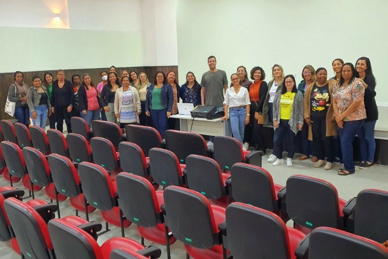 Curso de Alfabetização e letramento