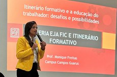 A professora Monique Freitas foi uma das convidadas para o debate