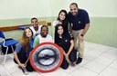 Alunos apresentam o resultado do trabalho de arte com algoritmo