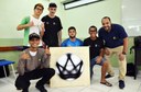 Alunos apresentam o resultado do trabalho de arte com algoritmo