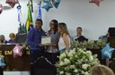 A diretora-geral do IFFluminense Itaperuna, Michelle Maria Freitas Neto, recebeu o certificado "Amigo da Educação