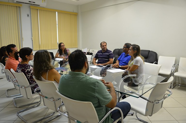 Reunião entre gestores do IFF Itaperuna e Secretaria de Educação