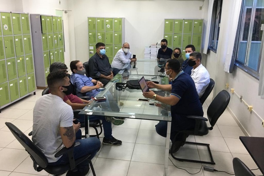 Visita de deputado ao IFF Itaperuna