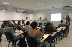 Oficina sobre o ensino de Libras no II Encontro sobre inclusão