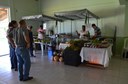 Venda de produtos de agricultores da região durante o Dia do Alimento Orgânico no Campus Itaperuna