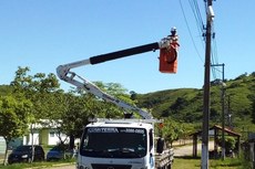 A via de acesso ao IFF foi atendida pelo Programa Rua Iluminada