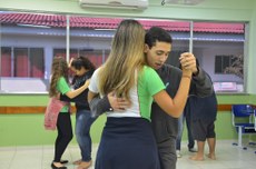 Oficina de dança com o projeto Voz do Corpo