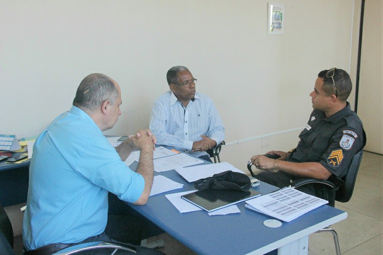 Reunião da direção com sargento do 32º Batalhão da PM