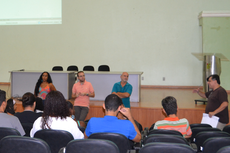 Participaram da apresentação o coordenador de Estágio Paulo Salvador e o coordenador de Desenvolvimento do Ensino, Lenilson Guimarães. (Foto: Valdênia Lins)