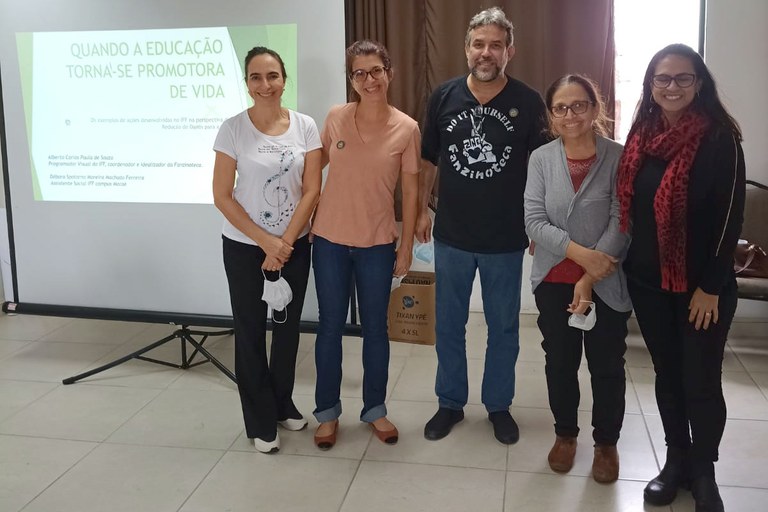 Servidores do IFF ministram aulas aos alunos do Curso de Redução de Danos