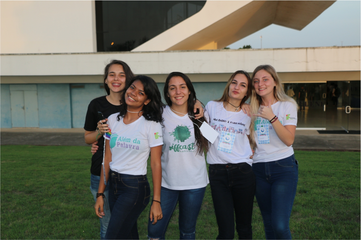 Campus Avançado Maricá marca presença na Mostra de Extensão com apresentação de trabalhos