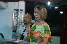 Regiane de Souza Costa durante seu discurso de posse.