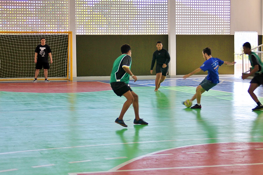 Treino de futsal no IFF Maricá