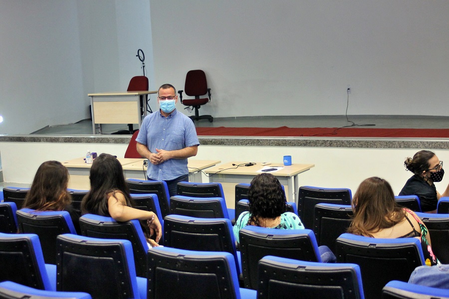 Reunião com representantes de turma do IFF Maricá