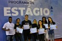 Os estudantes do IFF Maricá receberam o certificado de aprovação para iniciar o estágio