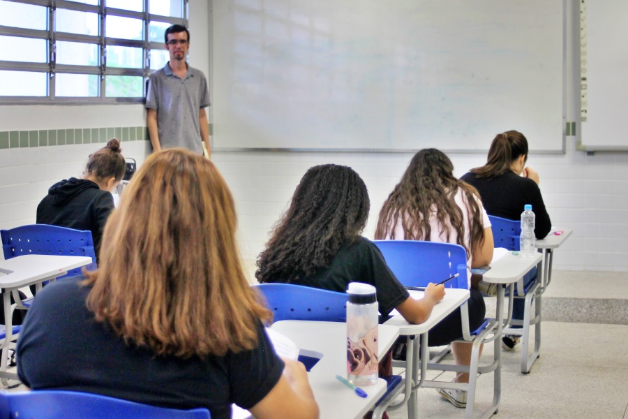 Simulado do Enem neste sábado letivo, no IFF Maricá