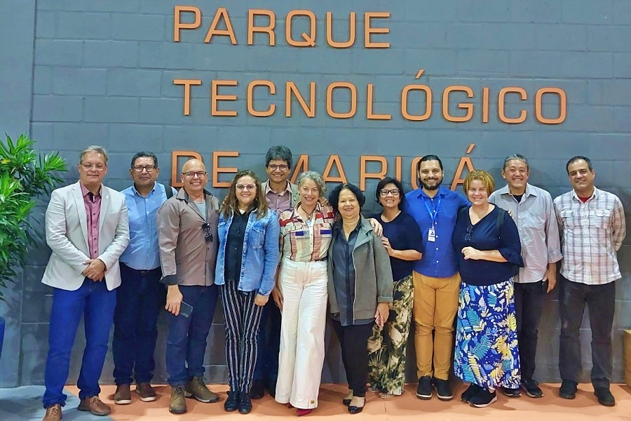 Reunião no Galpão Tecnológico de Maricá