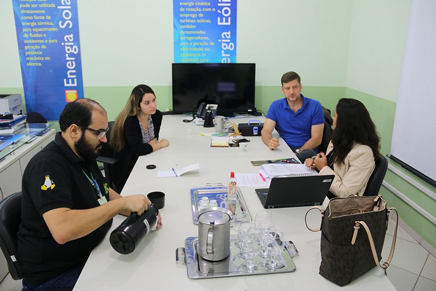 Polo de Inovação recebe visita de diretora do IFRJ