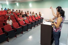 Candidatos durante o sorteio público