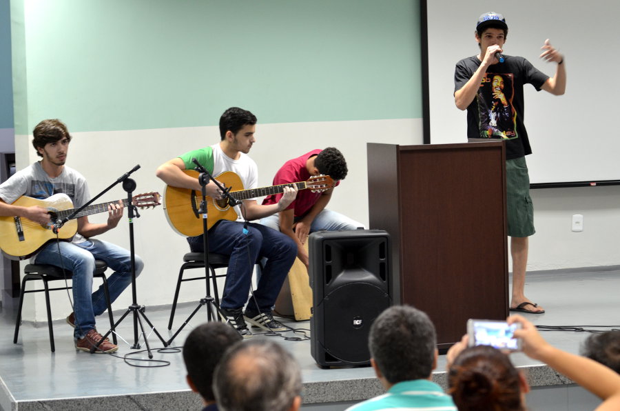 Campus realiza cerimônia de posse de diretor geral