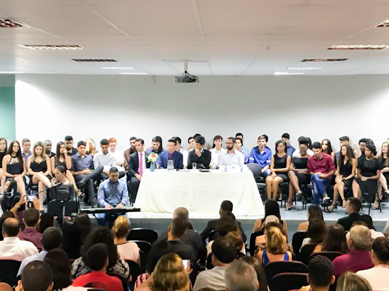 Emoção marca formatura dos primeiros alunos do Campus Pádua